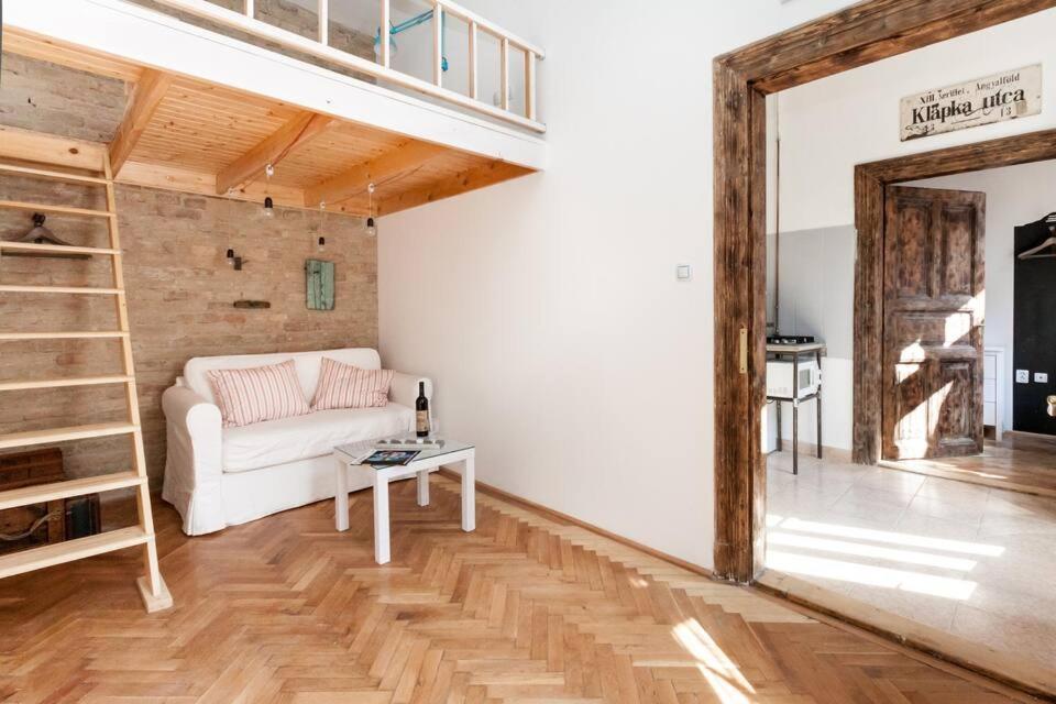 Little Whistle In The Heart Of Jewish District With Ac Apartment Budapest Exterior photo